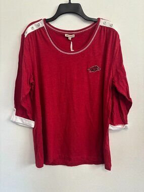 NWT UG Apparel Arkansas Razorbacks Blouse Womens 1X Roll Tab 3/4 Sleeve Top